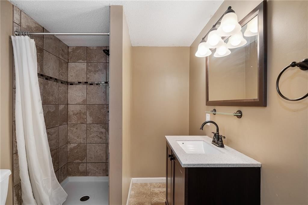 2804 NW Kingsridge Drive — photo 42