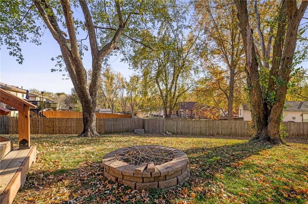 2804 NW Kingsridge Drive — photo 48