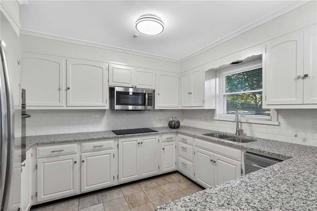 7805 E 73rd Street — photo 14