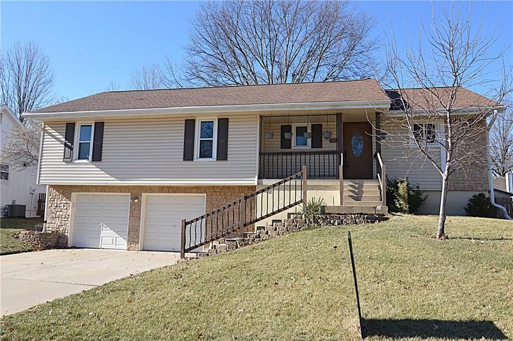 1138 NE Mulberry Street, Lee's Summit, MO