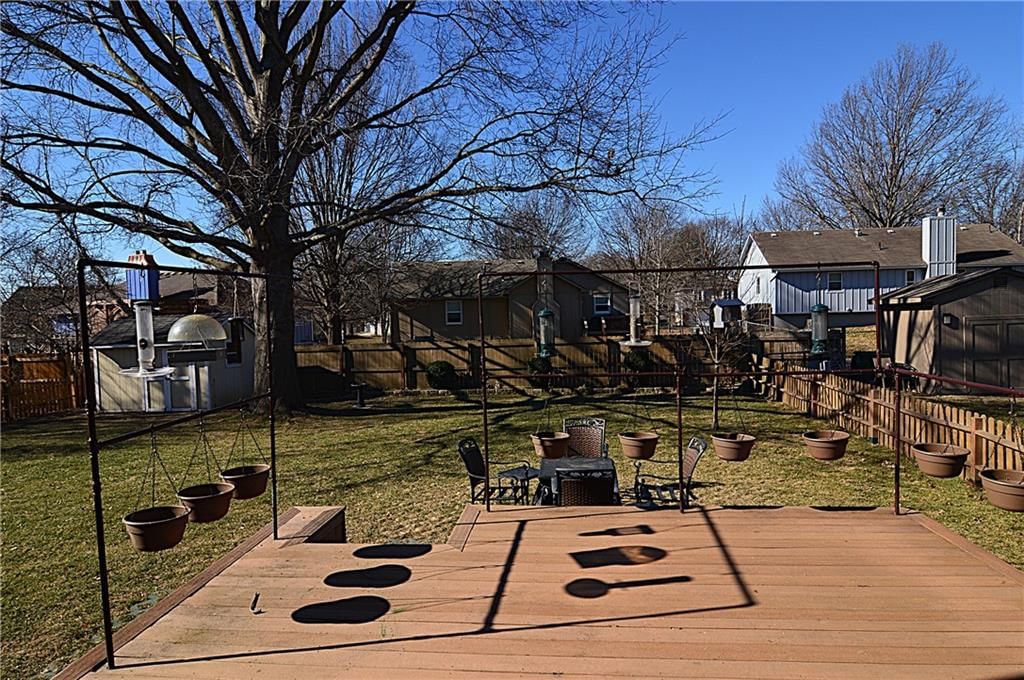 1138 NE Mulberry Street — photo 25