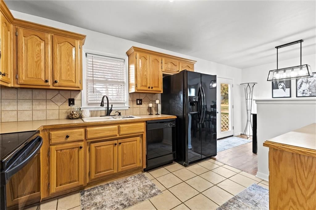 9216 Wedd Drive — photo 13