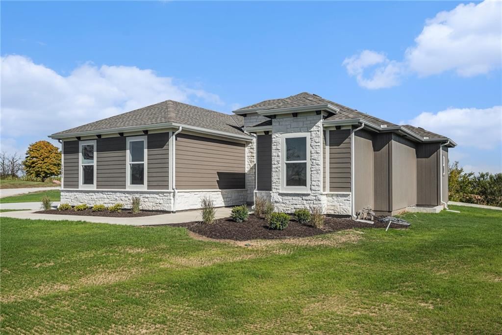 1221 DeSoto Road — photo 4