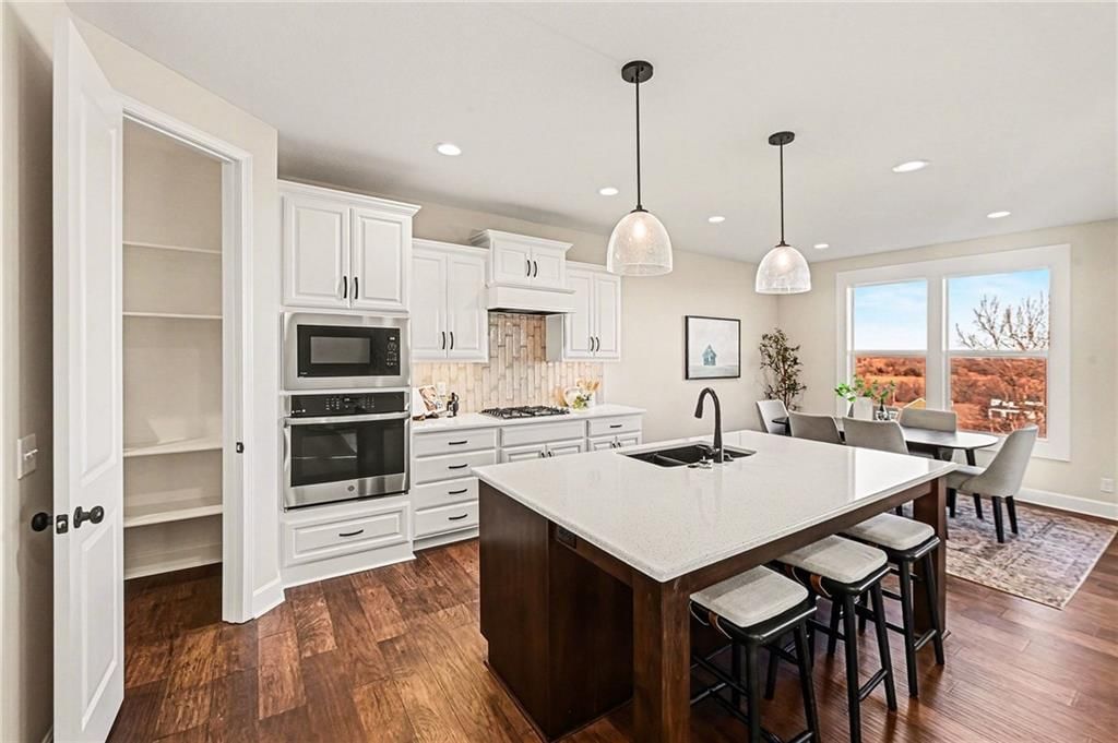 1221 DeSoto Road — photo 14