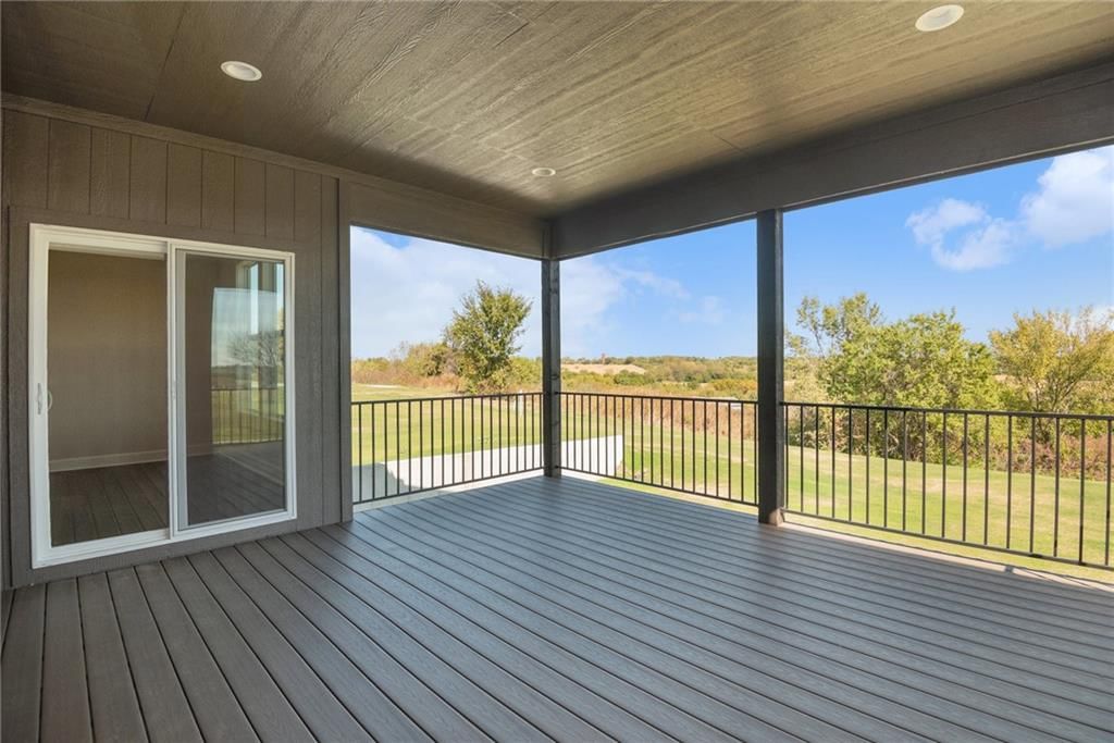 1221 DeSoto Road — photo 46