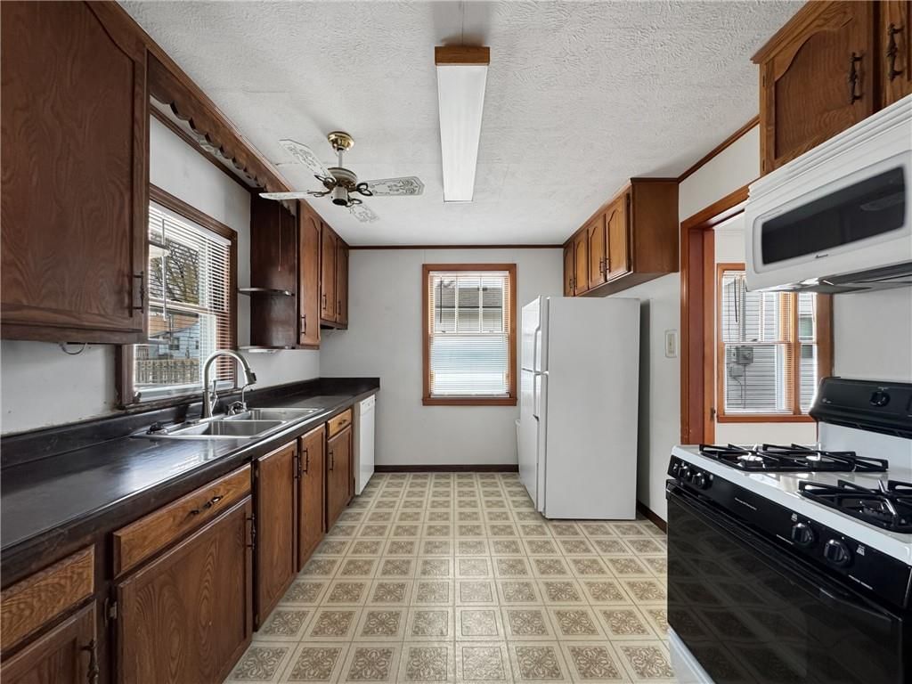737 Washington Street — photo 8