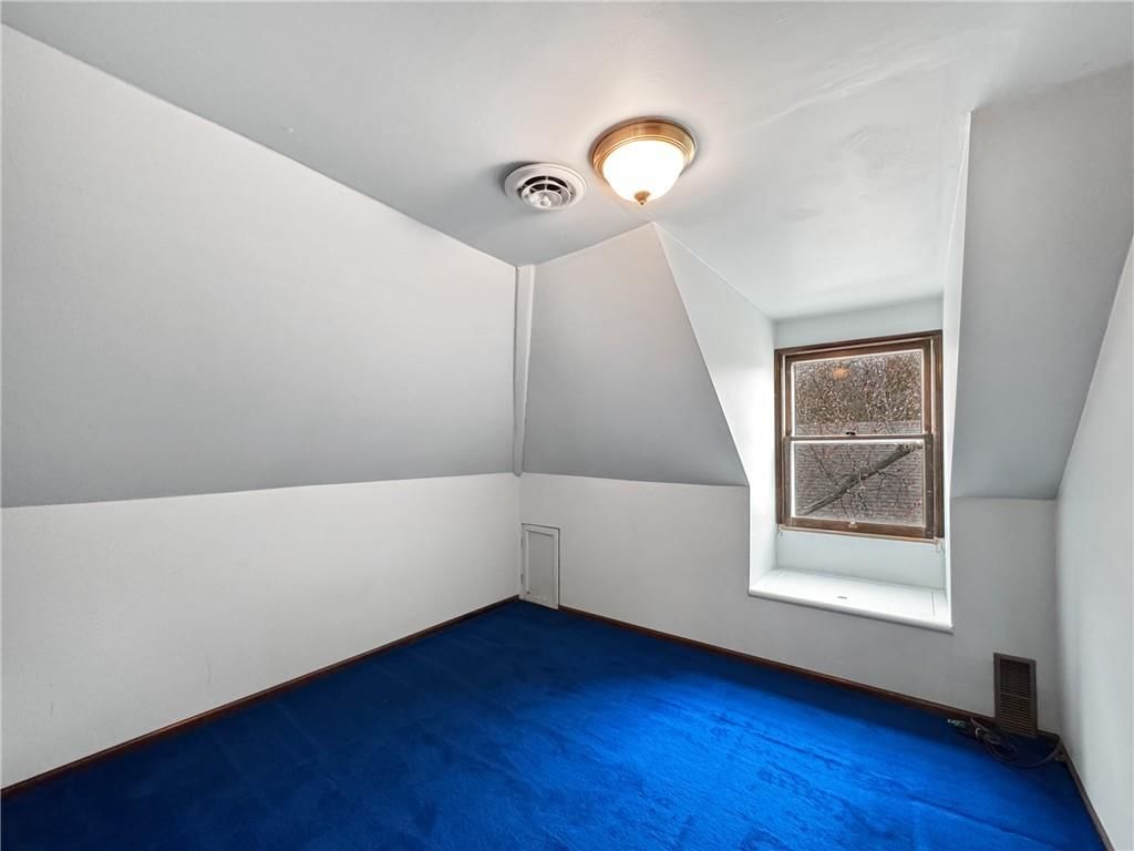 737 Washington Street — photo 21