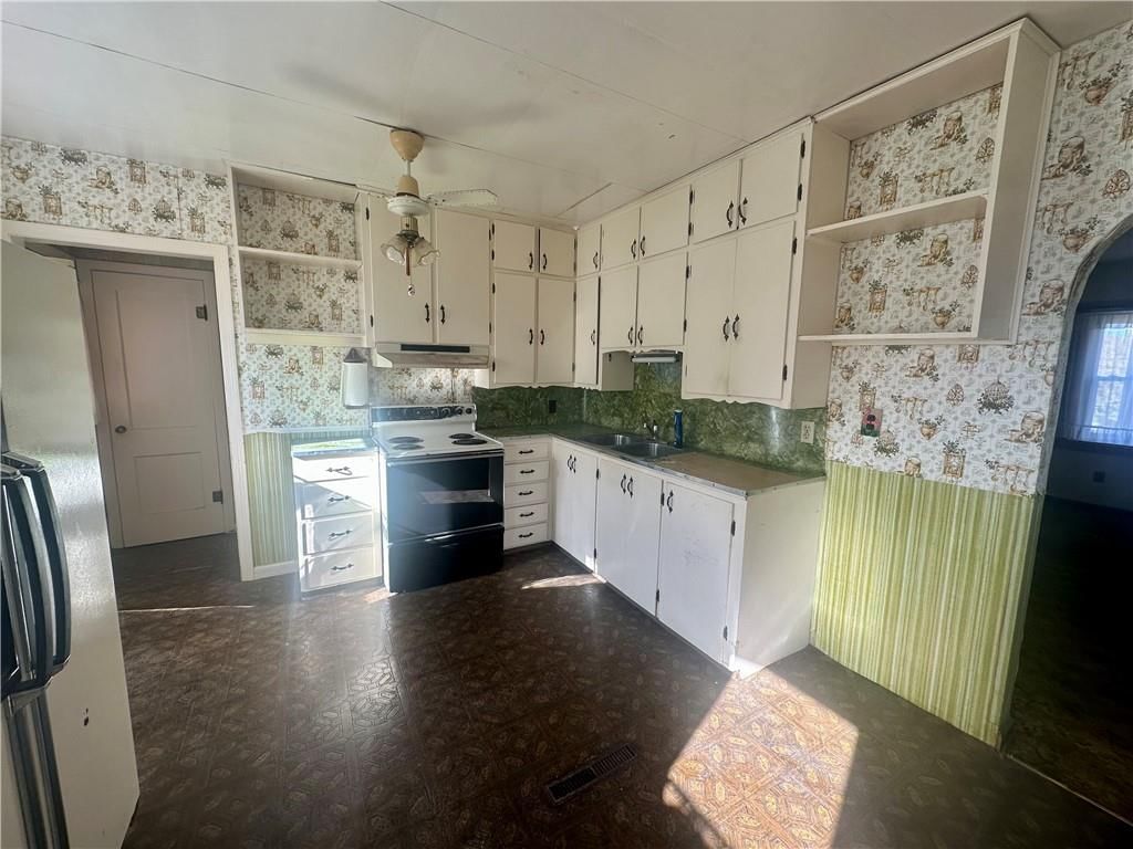 1222 E 3rd Street — photo 3