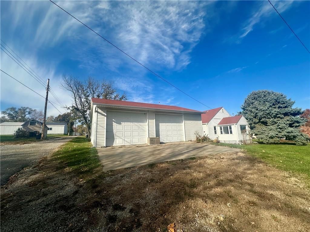 1222 E 3rd Street — photo 16
