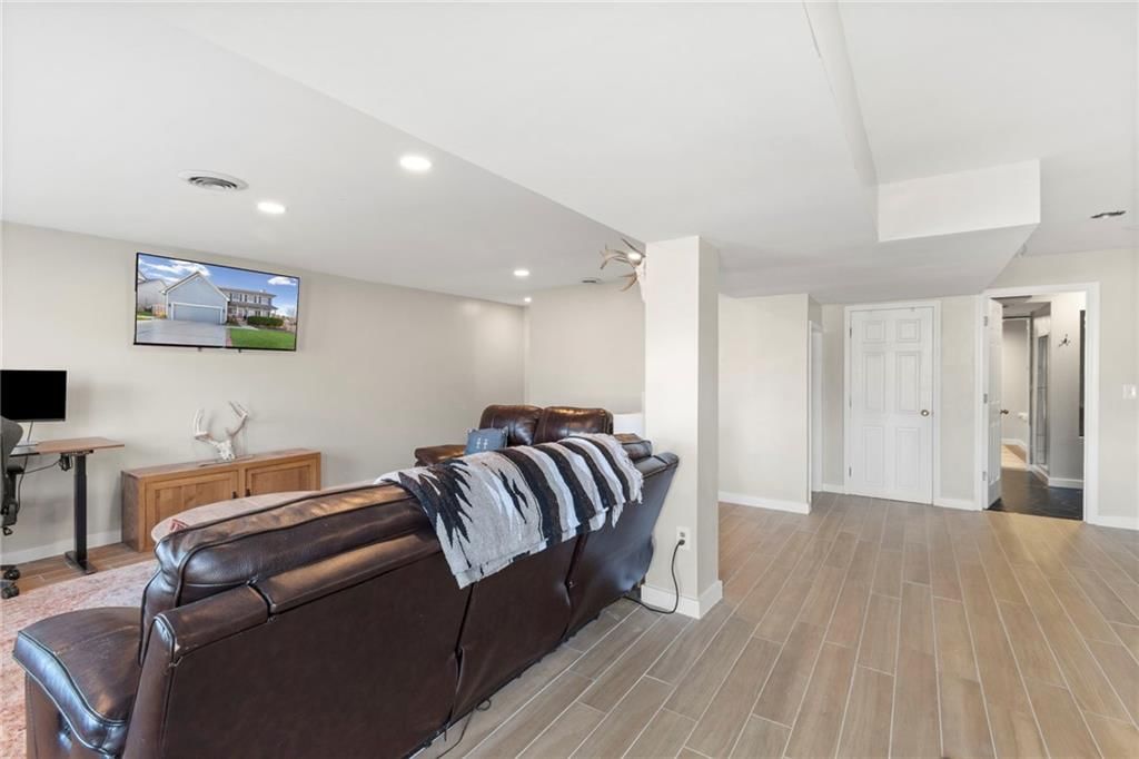 2213 SE 3rd Street — photo 36
