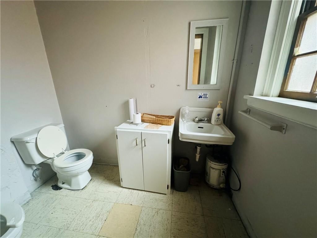 5001 Independence Avenue — photo 16