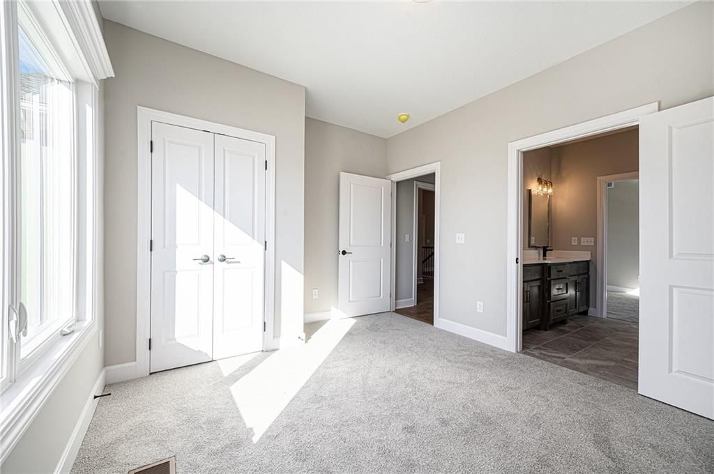 10101 N Oakland Avenue — photo 23