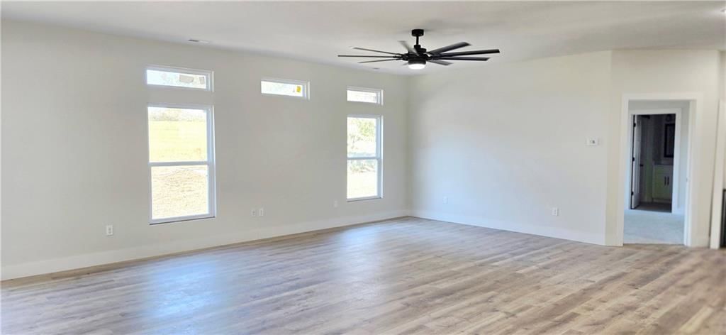 204 Sellman Street — photo 3