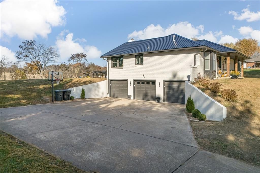 5900 Palomino Drive — photo 33
