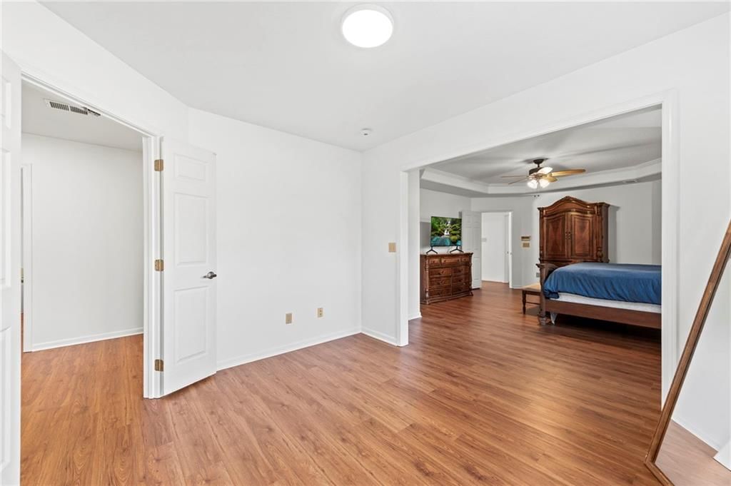 12813 Catalina Street — photo 27