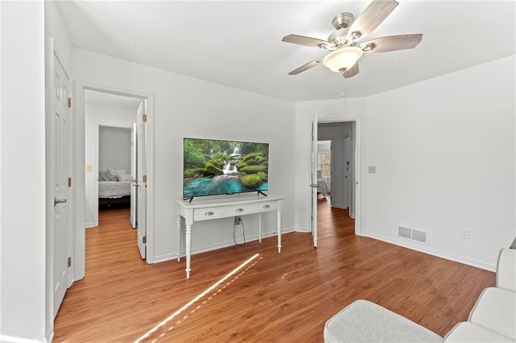 12813 Catalina Street — photo 34