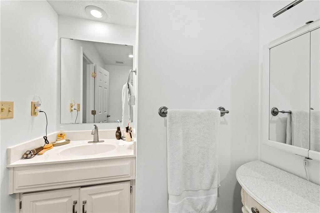 12813 Catalina Street — photo 35