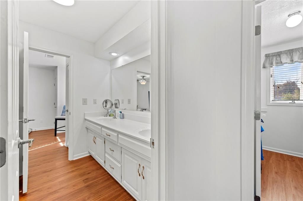 12813 Catalina Street — photo 37