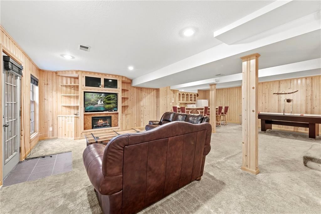12813 Catalina Street — photo 51