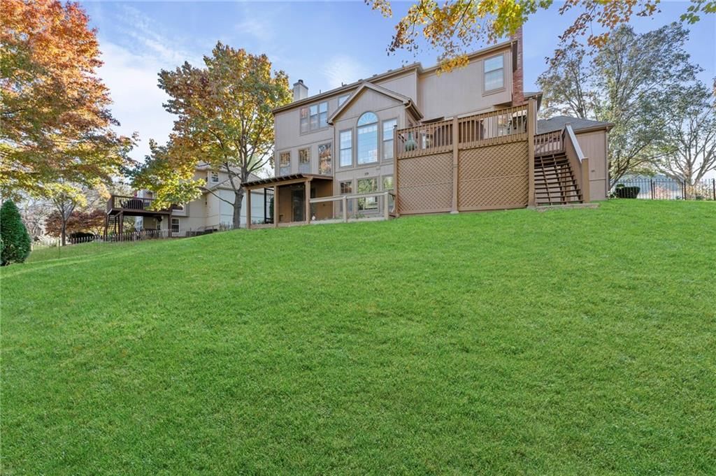 12813 Catalina Street — photo 67