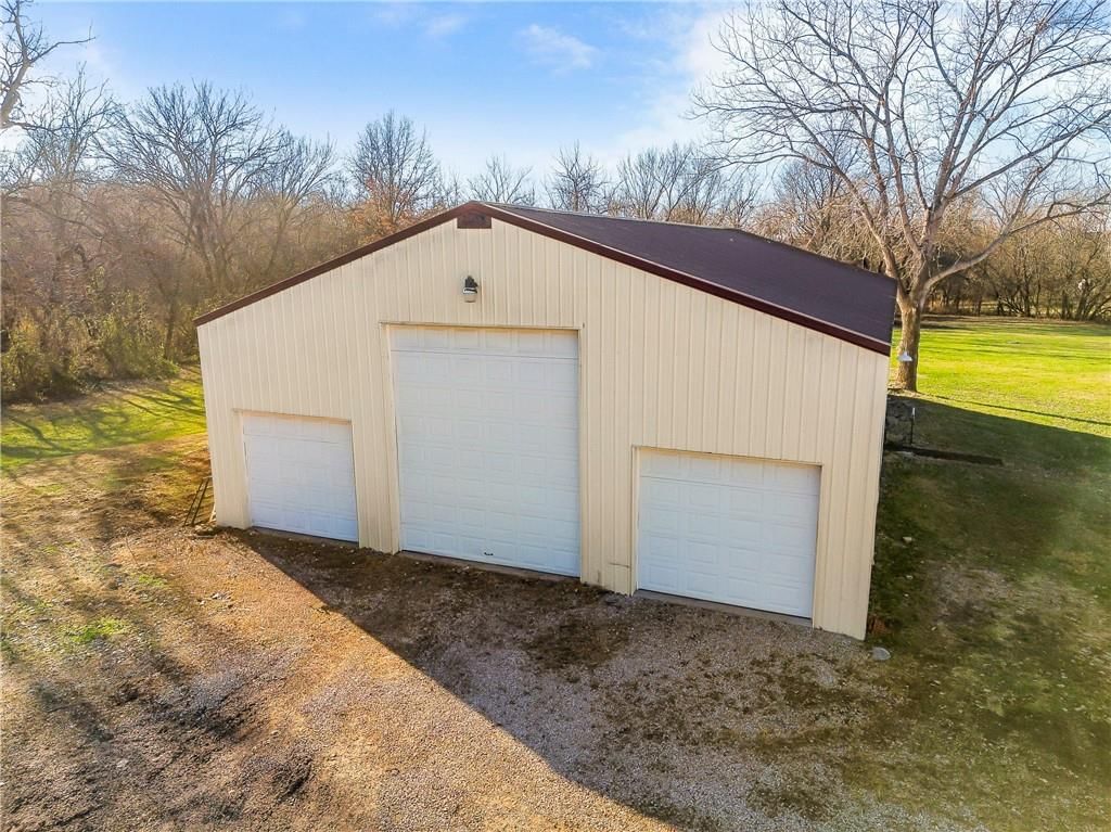 34509 E 323rd Street — photo 36