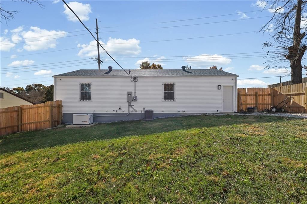 16606 E Salisbury Road — photo 22