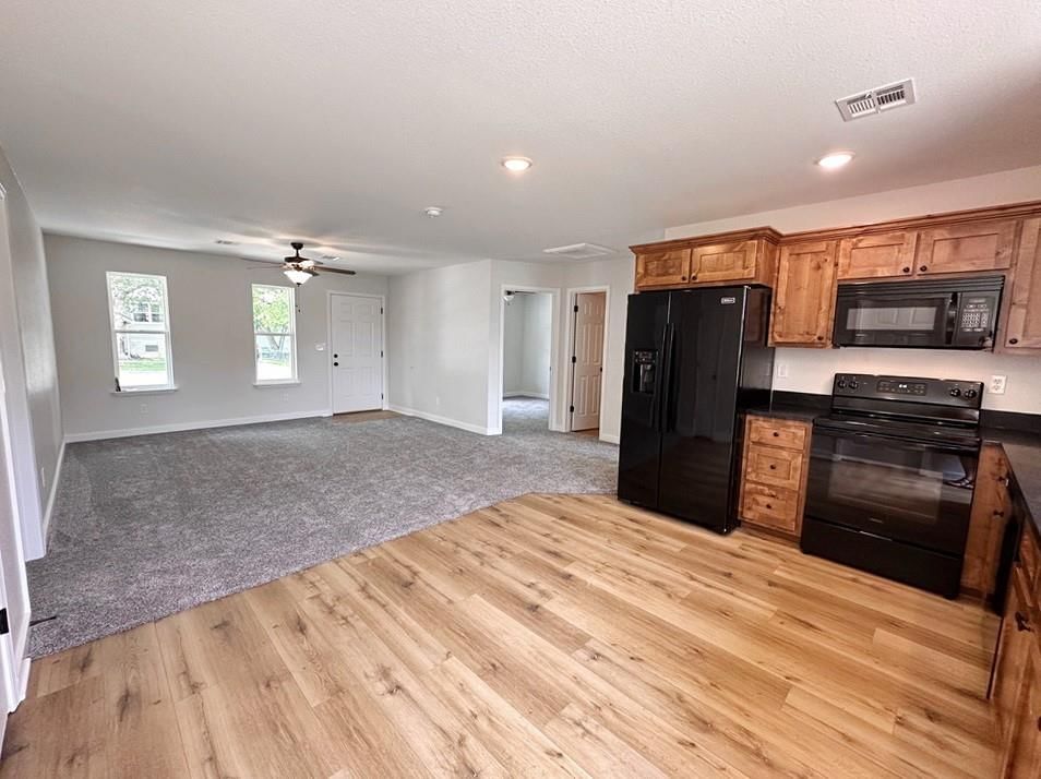 105 W Marvin Avenue — photo 10