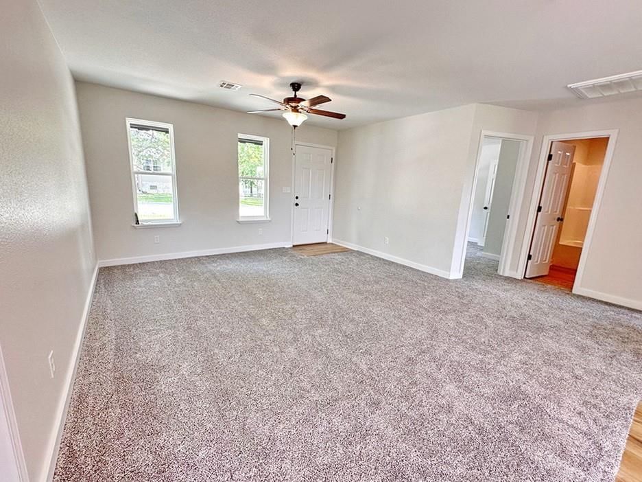 105 W Marvin Avenue — photo 12