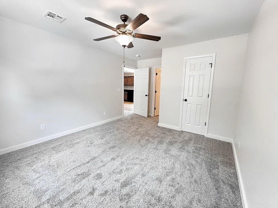 105 W Marvin Avenue — photo 18