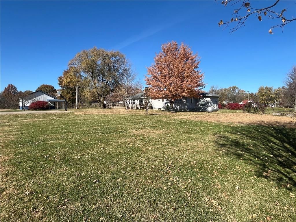 209 W Sunset Drive — photo 13