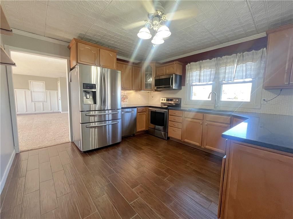 209 W Sunset Drive — photo 20