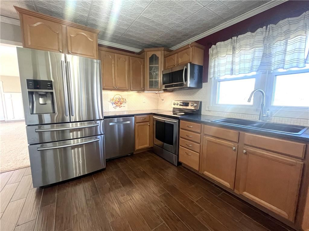 209 W Sunset Drive — photo 22