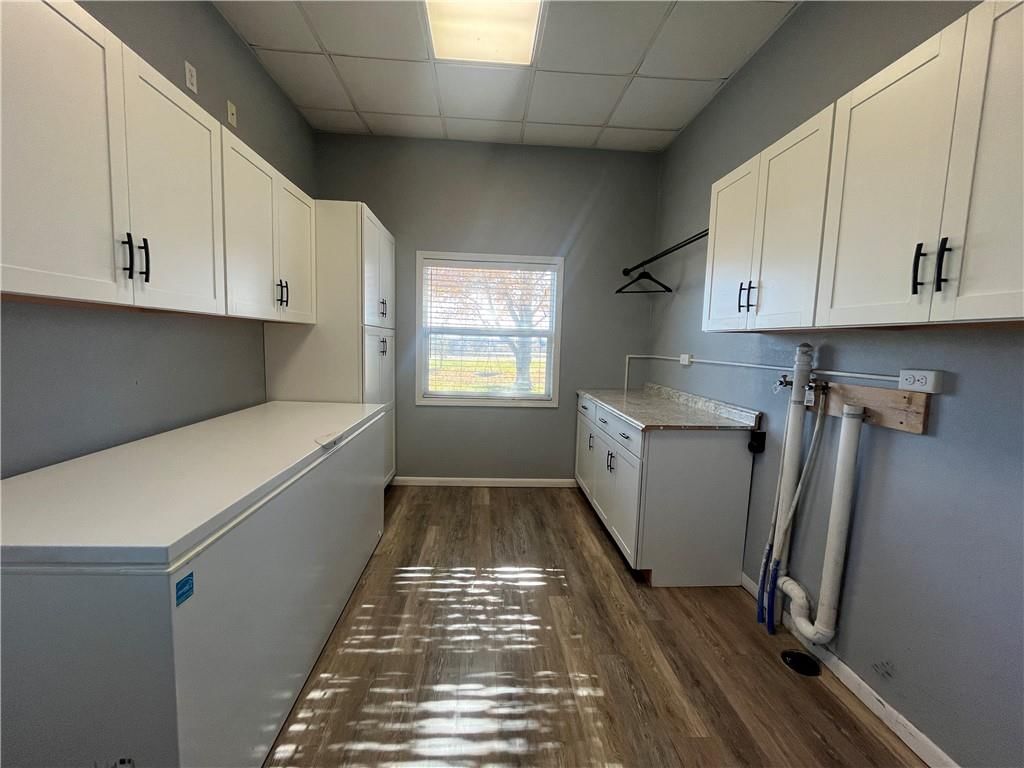 209 W Sunset Drive — photo 40