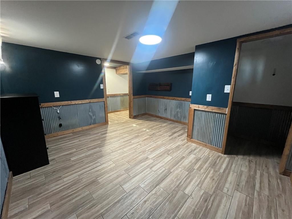 209 W Sunset Drive — photo 55