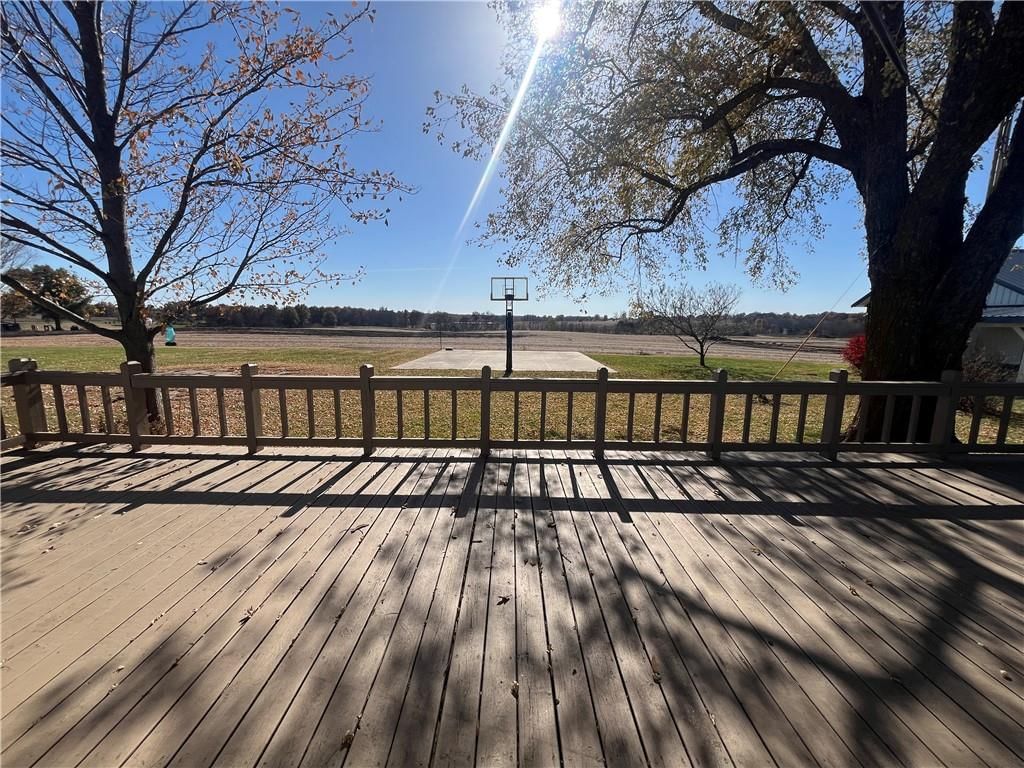 209 W Sunset Drive — photo 59
