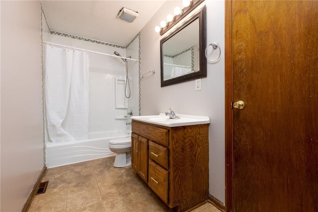 5416 N Cleveland Avenue — photo 13