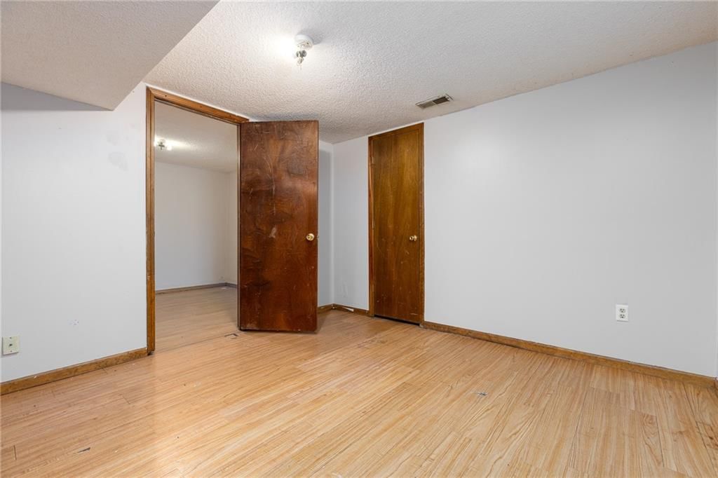5416 N Cleveland Avenue — photo 18