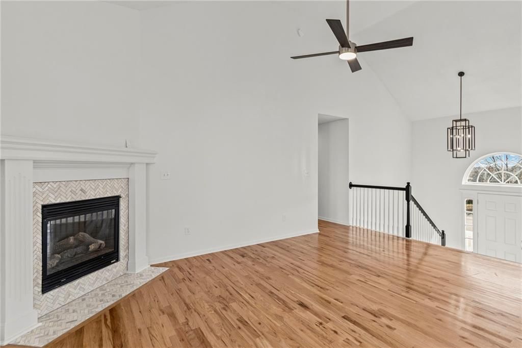 1210 NW Walnut Court — photo 6