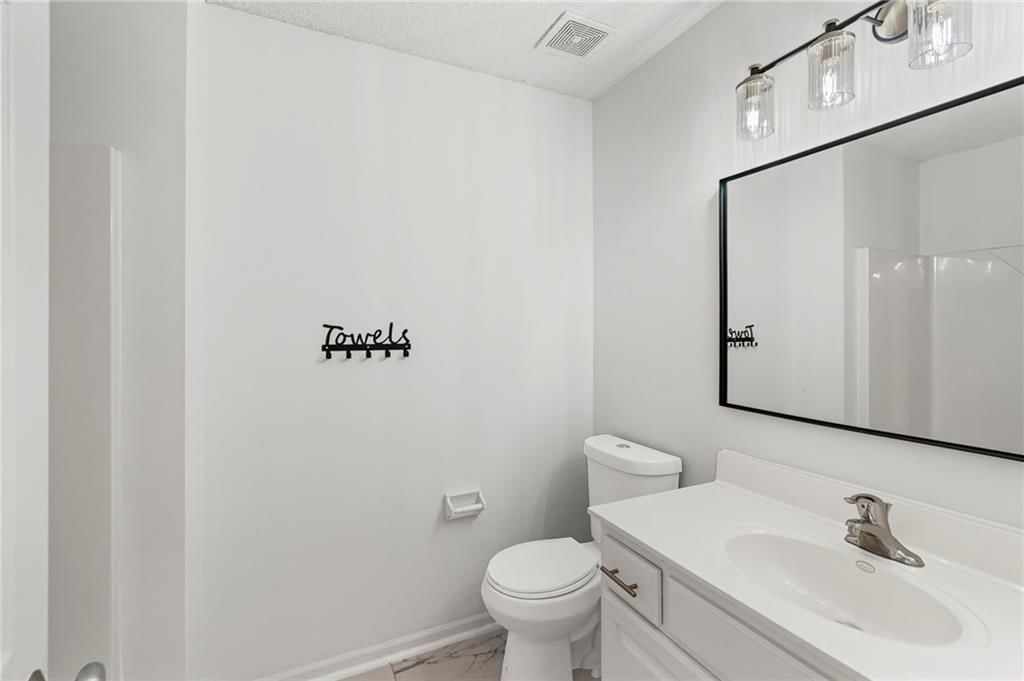 1210 NW Walnut Court — photo 31