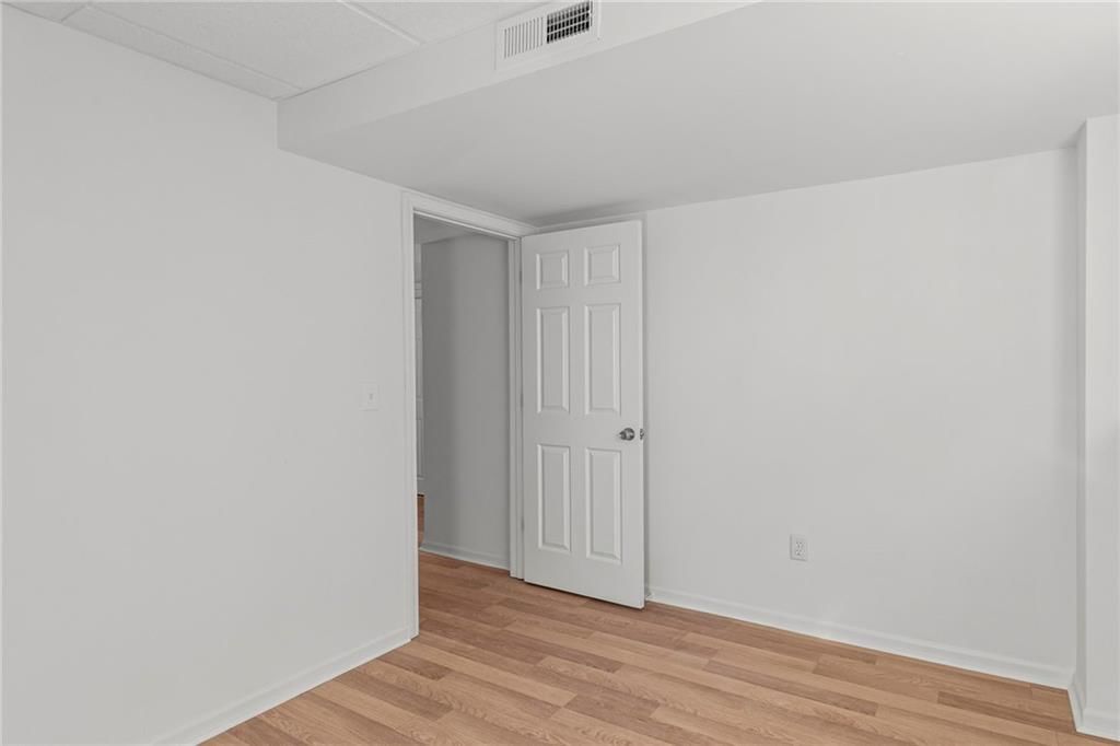 1210 NW Walnut Court — photo 41