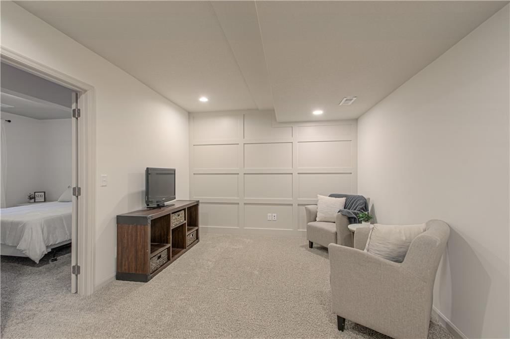 17761 Houston Street — photo 33