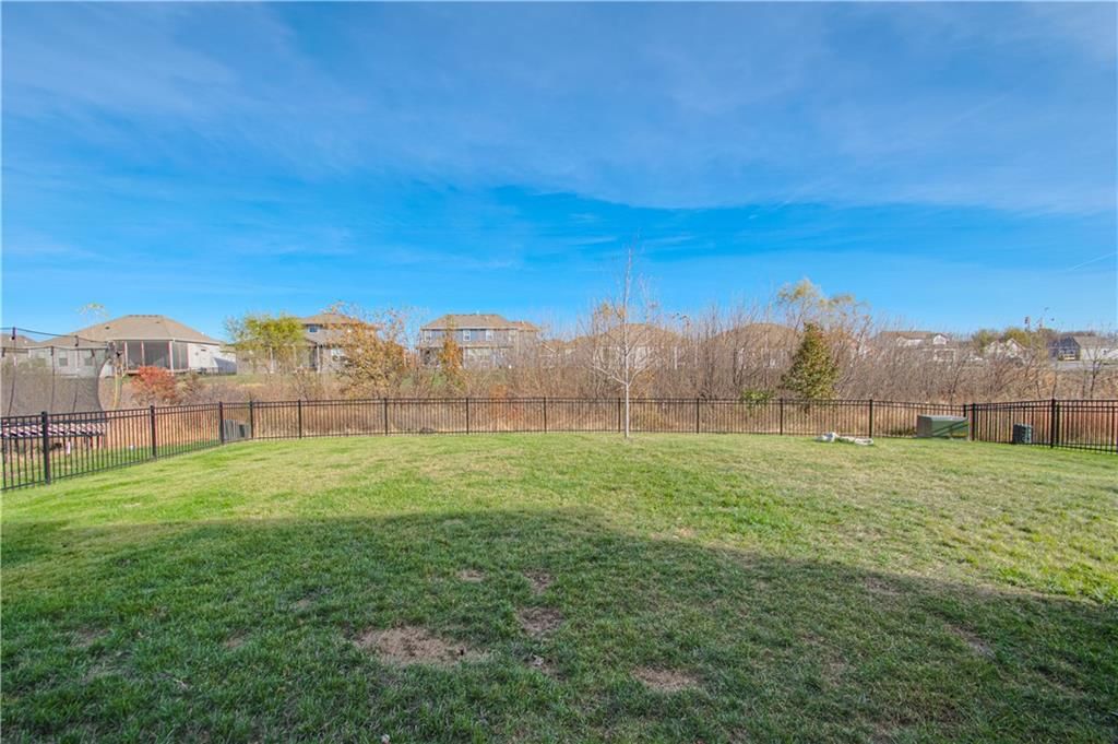 17761 Houston Street — photo 42