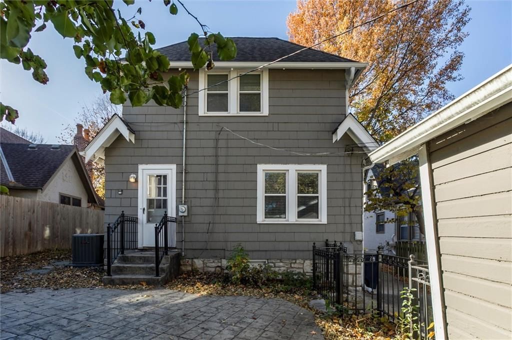 Photo 22 of 29 - 320 E 69th Street