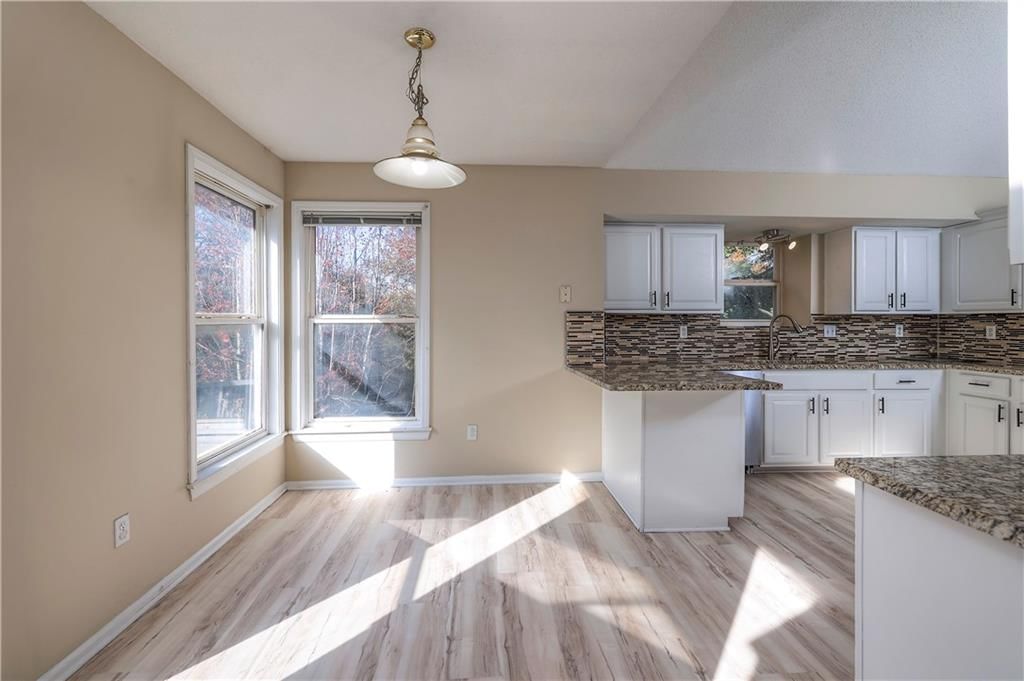 21625 W 122 Terrace — photo 11
