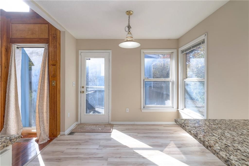 21625 W 122 Terrace — photo 12