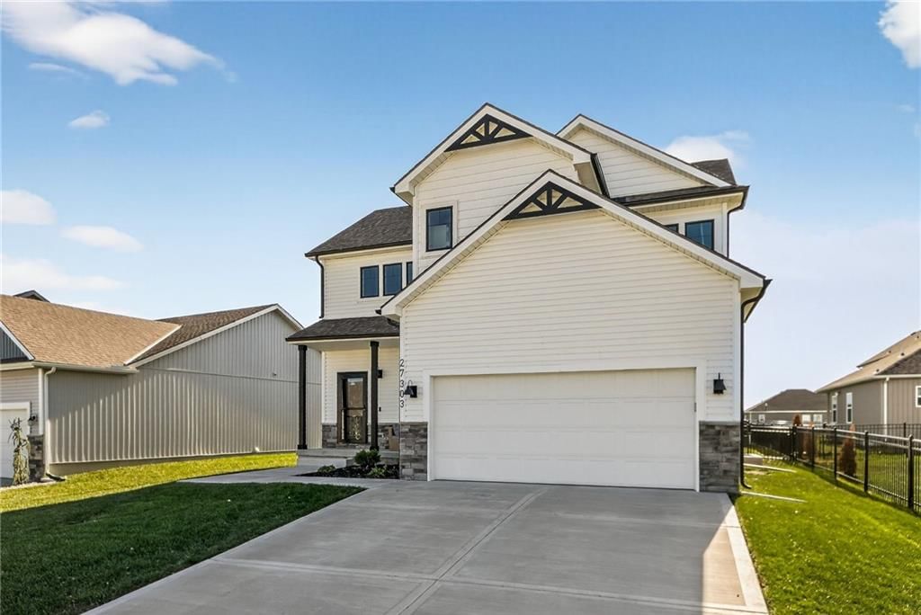 27303 E Sycamore Street — photo 2