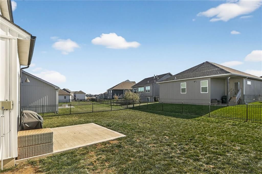 27303 E Sycamore Street — photo 6