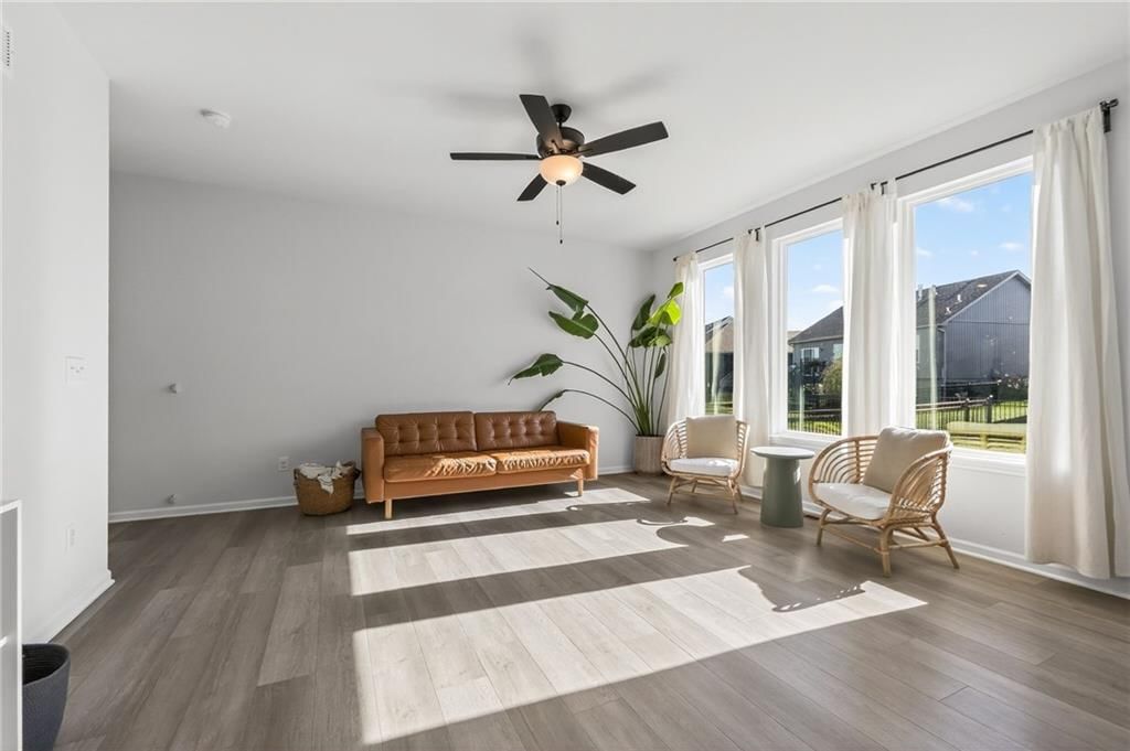 27303 E Sycamore Street — photo 11