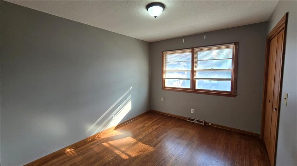 600 JAMES Street — photo 11