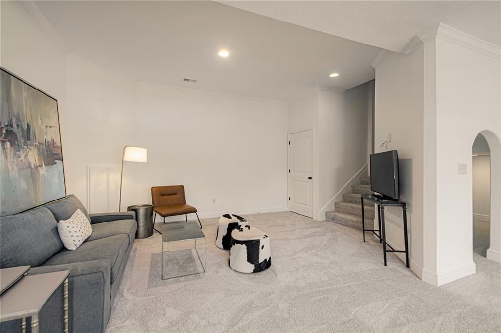 15920 Grant Street — photo 37